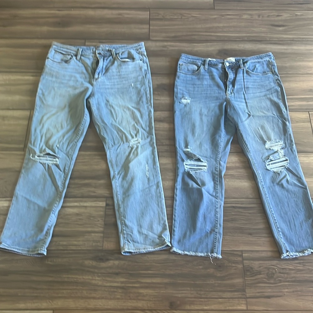 Two pair universal thread jeans
